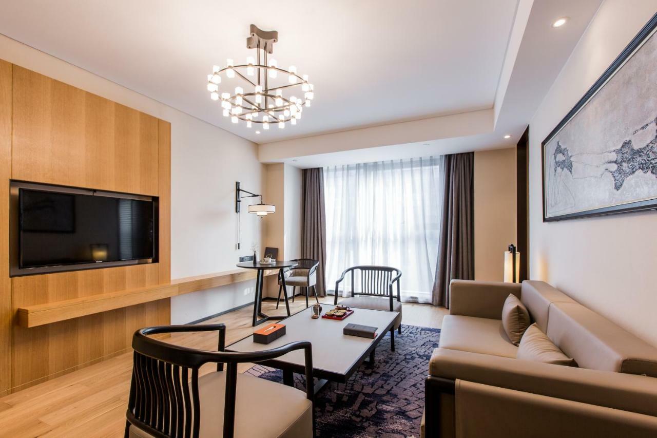 Howard Johnson By Wyndham Life Zhuoyuan נינגבו מראה חיצוני תמונה