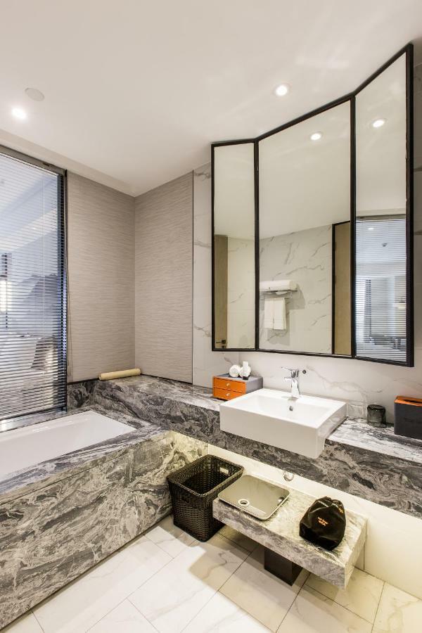 Howard Johnson By Wyndham Life Zhuoyuan נינגבו מראה חיצוני תמונה