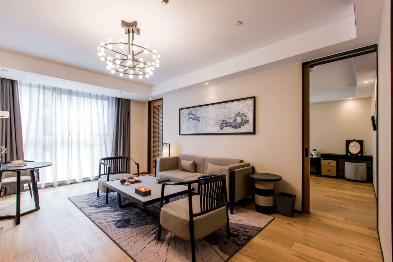 Howard Johnson By Wyndham Life Zhuoyuan נינגבו מראה חיצוני תמונה